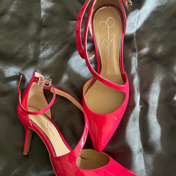 Jessica Simpson bright pink strapped heel - Picture 1 of 4